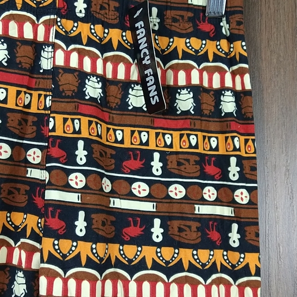 Fancy fans - Picture 2 of 5